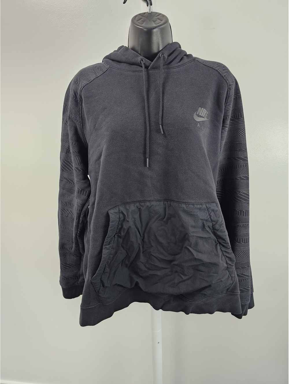 Nike Air Vintage Black Hoodie with Patterned Sleeves and Front Pocket